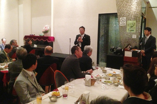 ���̈��A�@�i�E�[�j�i��F�ēc���l