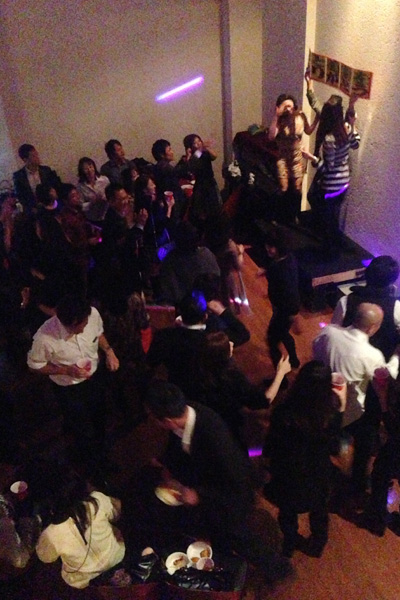 �X���̗l�q3