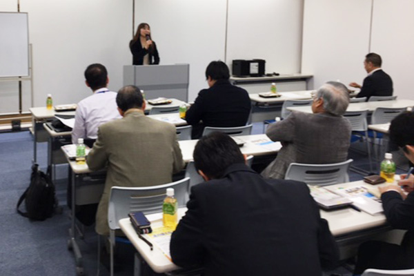 �G�[�g�X��@�u���̗l�q