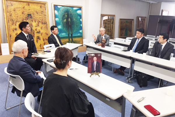 �G�[�g�X��@�u���̗l�q