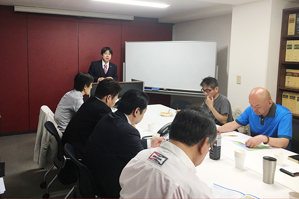 �G�[�g�X��@�u���̗l�q