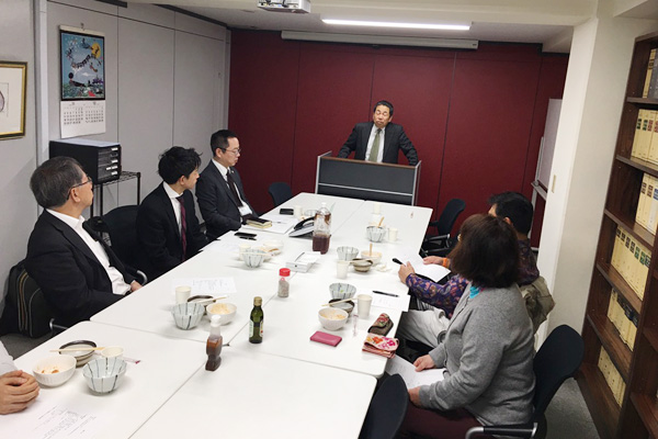 �G�[�g�X��@�u���̗l�q