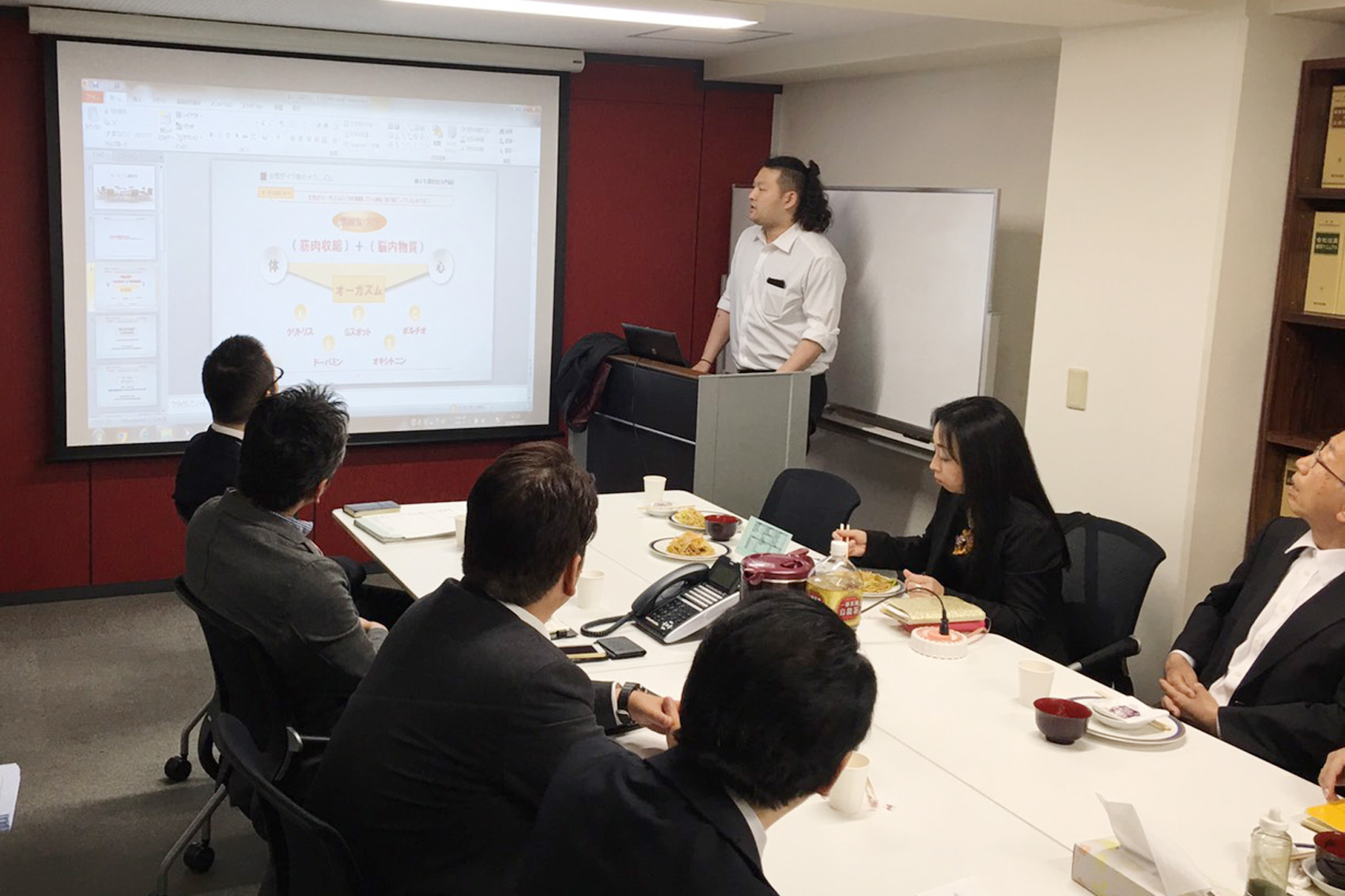 �G�[�g�X��@�u���̗l�q