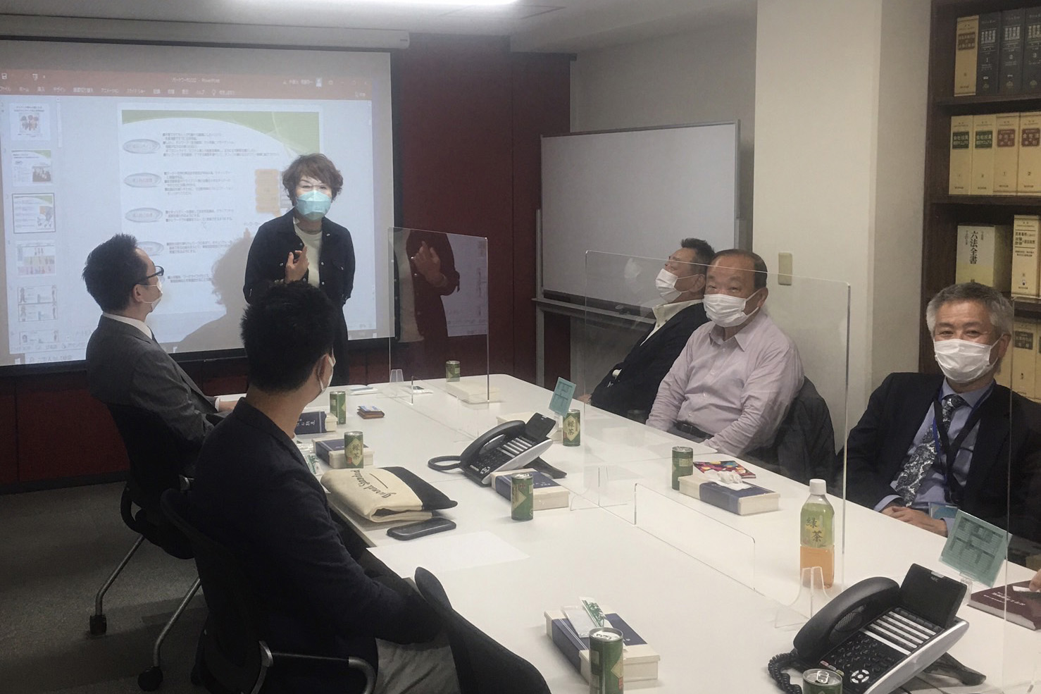 �G�[�g�X��@�u���̗l�q