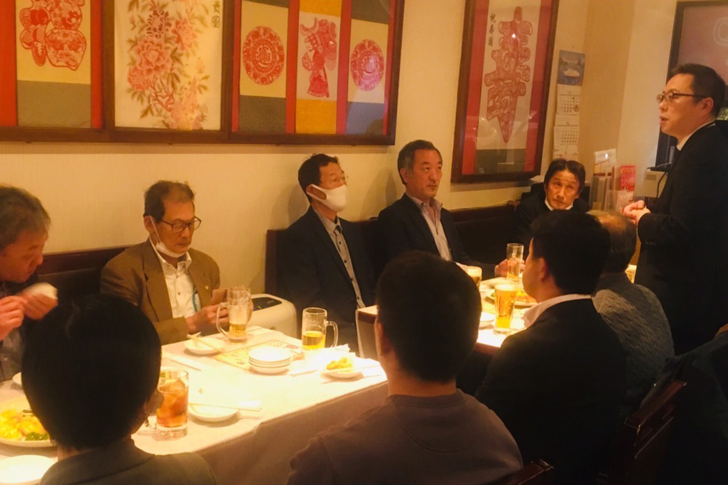 �G�[�g�X��@�Y�N��̗l�q