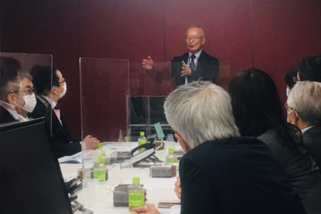 �G�[�g�X��@�u���̗l�q